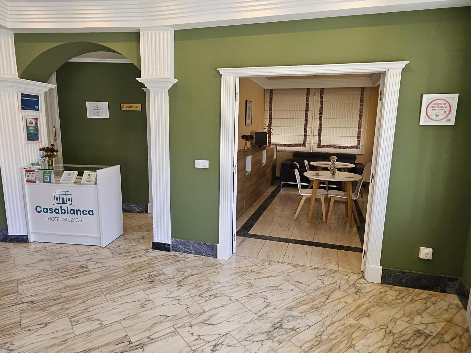 Casablanca Hotel Studios Santa Marta de Tormes Εξωτερικό φωτογραφία