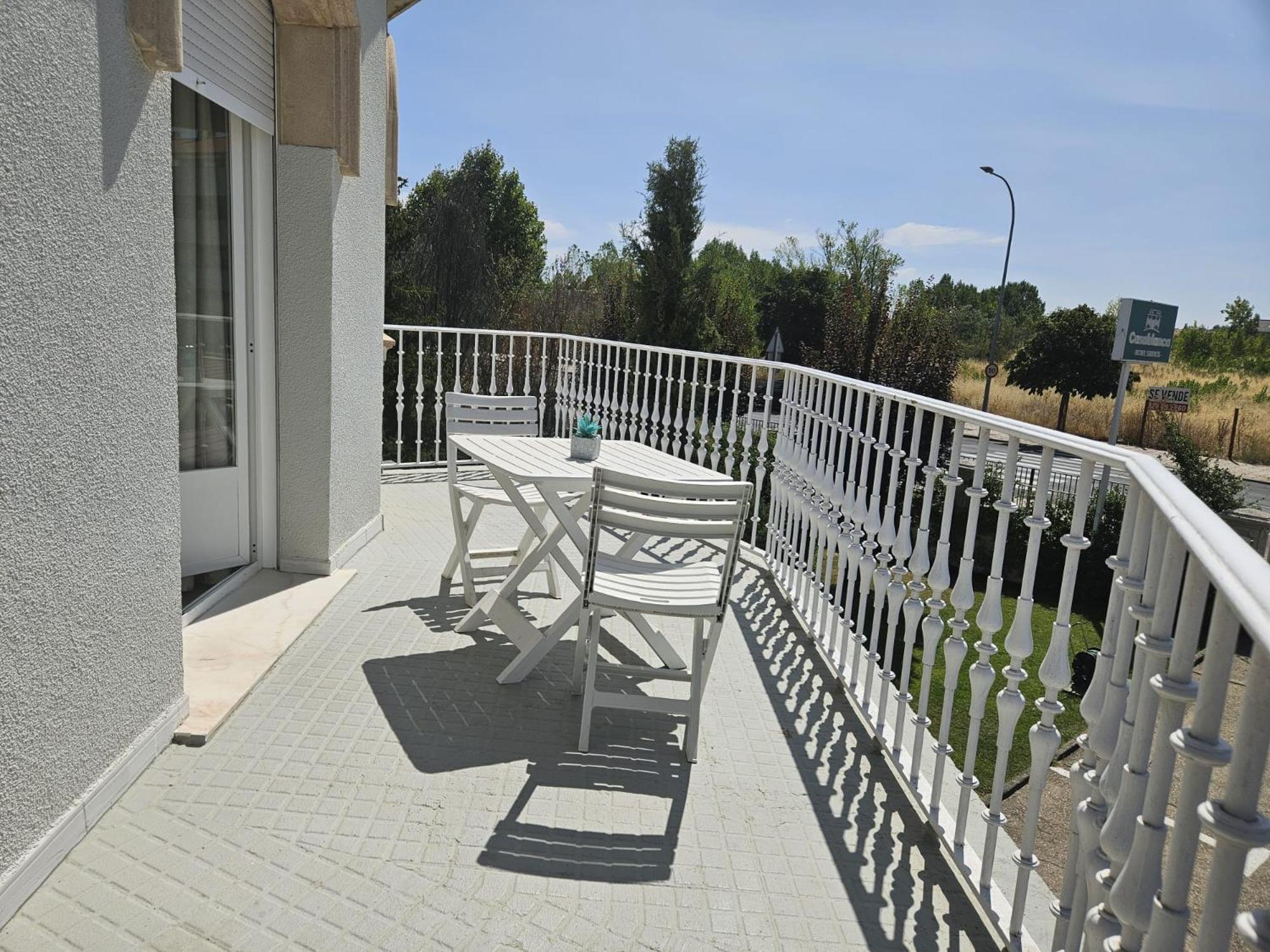Casablanca Hotel Studios Santa Marta de Tormes Εξωτερικό φωτογραφία